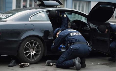 can police seize your car for drugs: An In-depth Discussion on Legal Implications and Related Consequences